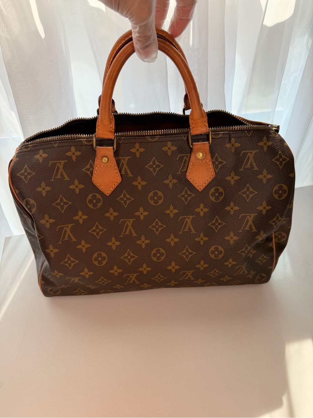 Vintage Louis Vuitton Speedy 35 - Picture 10 of 11